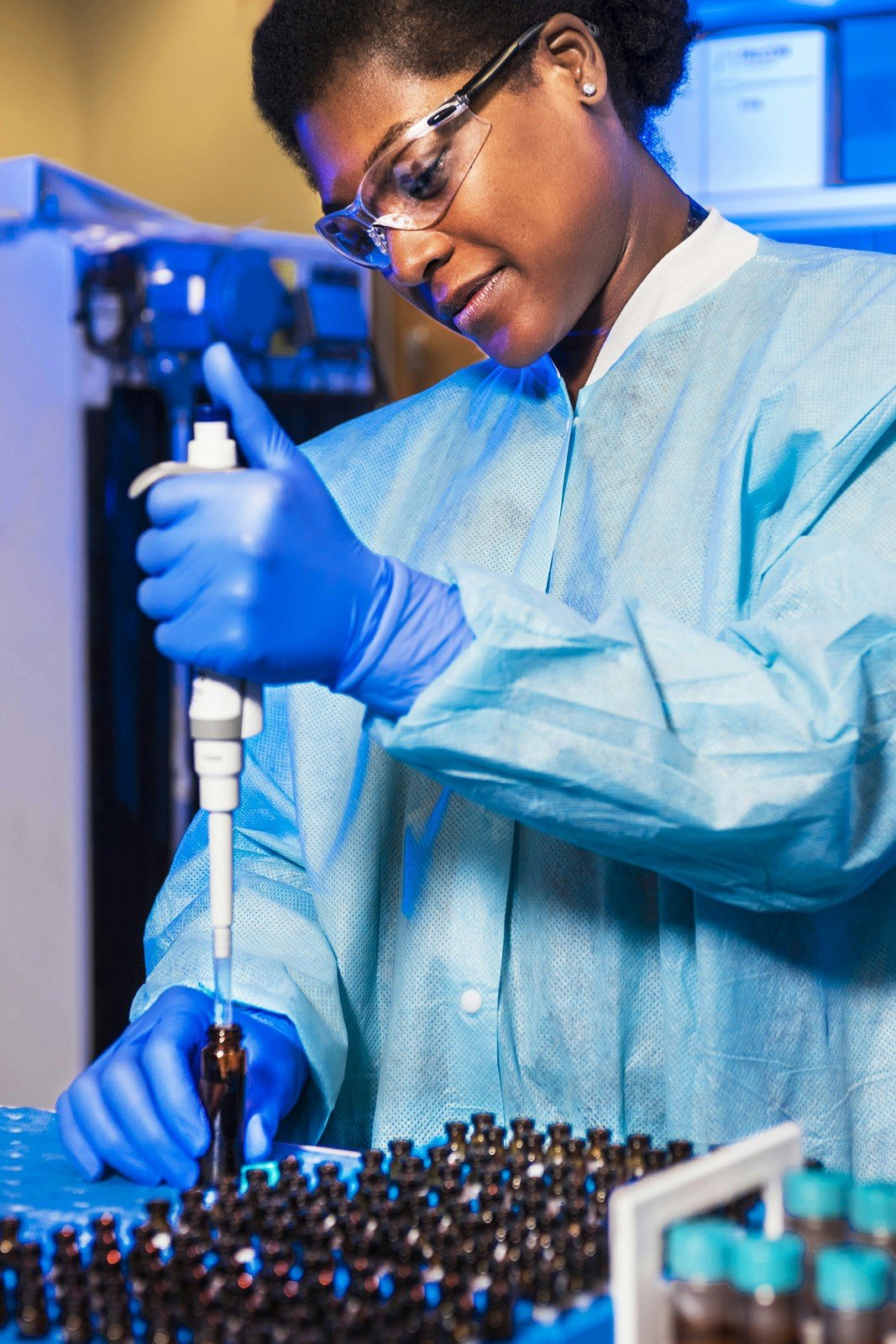 A Nimba researcher at work in a laboratory
